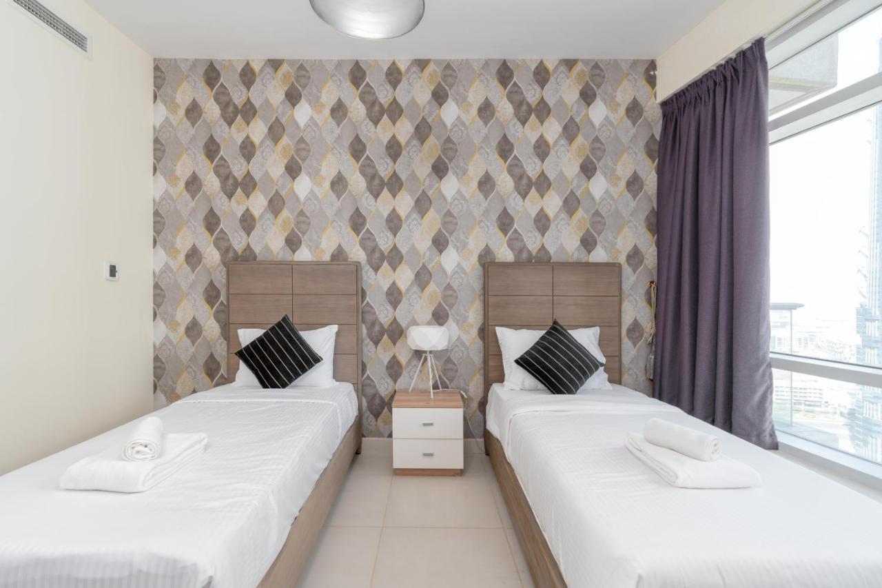 Vacay Lettings - Loft Downtown Dubai Villa ภายนอก รูปภาพ