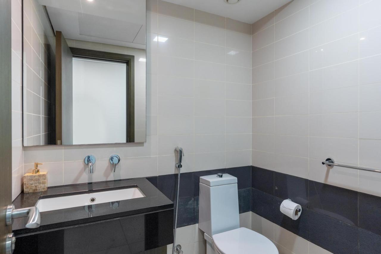 Vacay Lettings - Loft Downtown Dubai Villa ภายนอก รูปภาพ