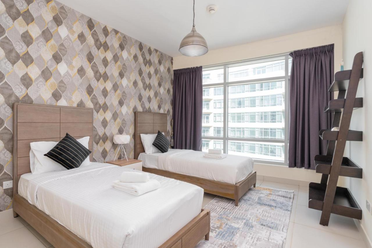 Vacay Lettings - Loft Downtown Dubai Villa ภายนอก รูปภาพ